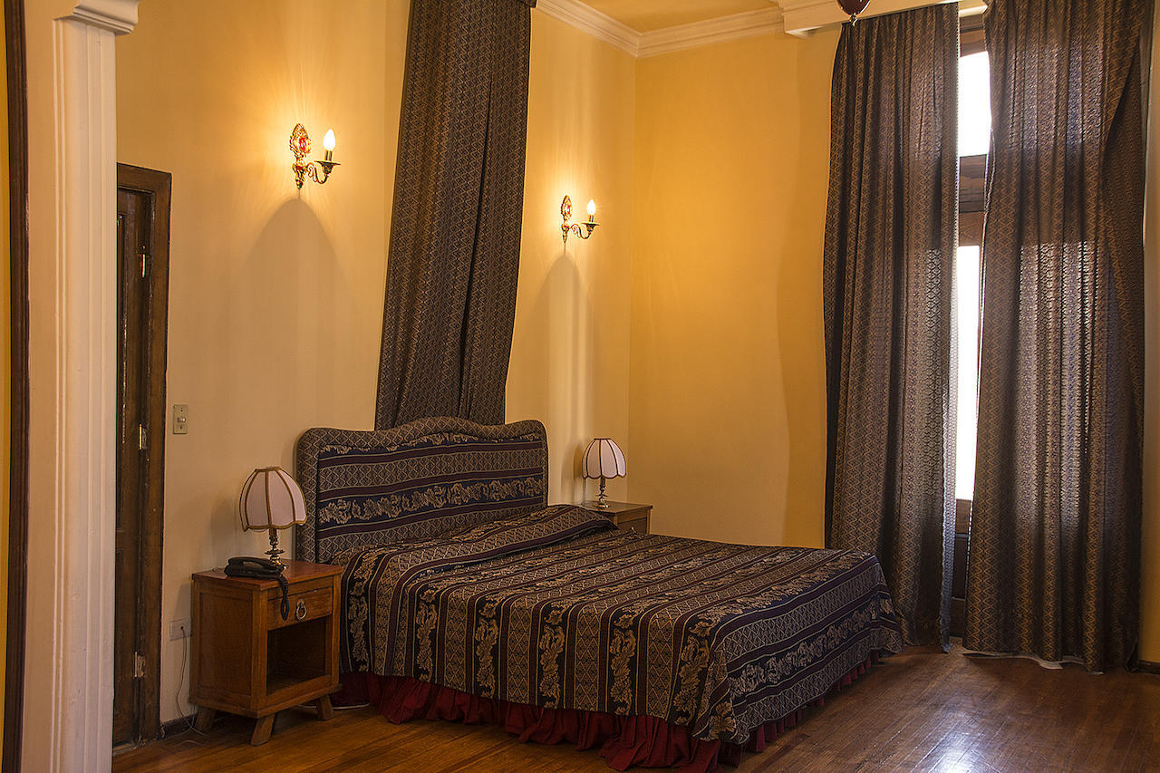 Hotel Roma デュランゴ 部屋 写真